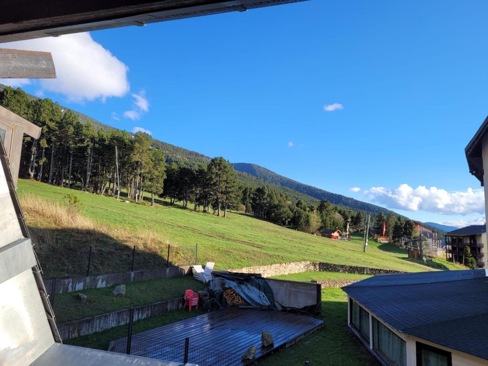 Decouverte De La Vallee D'Eyne Et Des Bains De Llo Eksteriør billede